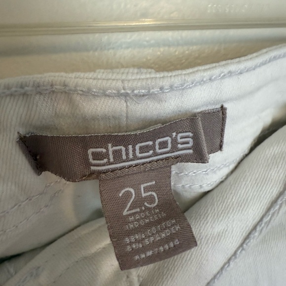 Chico's Crisp White Jeans Wide Leg Cropped Size 2.5 - Picture 1 of 3